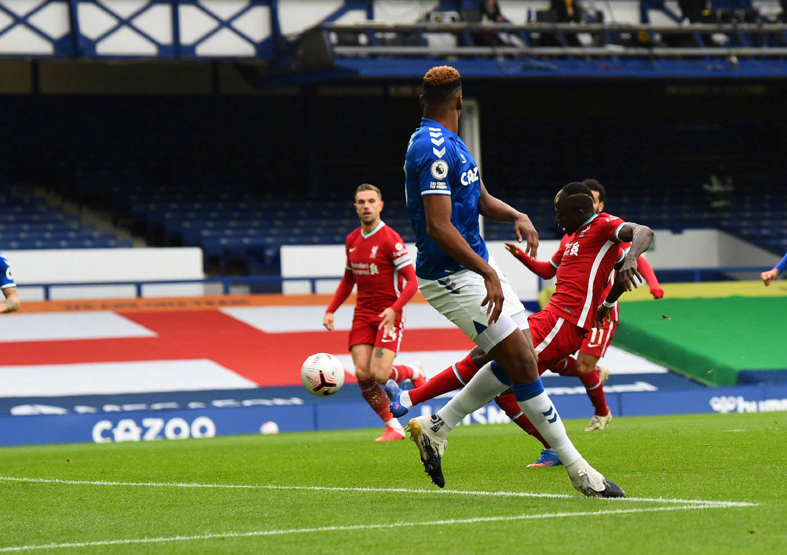 拉塔萨雷与 拉塔萨雷与